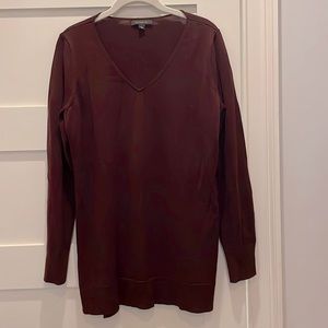 Ann Taylor burgundy v-neck tunic sweater